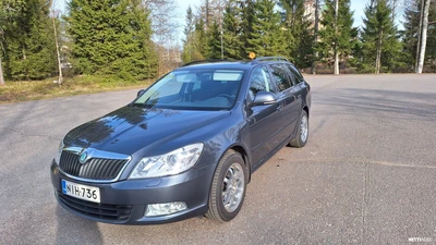 Skoda Octavia 2012, kuva 2/10