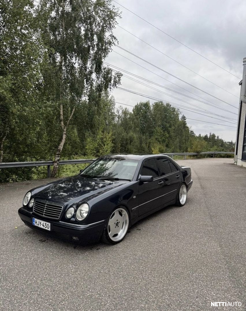 Mercedes-Benz E