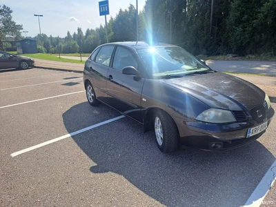 Seat Ibiza 1,4/16V Stella 5d 2003, photo 3/8
