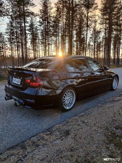 BMW 318 2005, photo 3/19