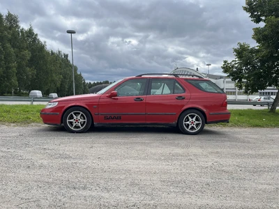 Saab 9-5 2004, kuva 2/8