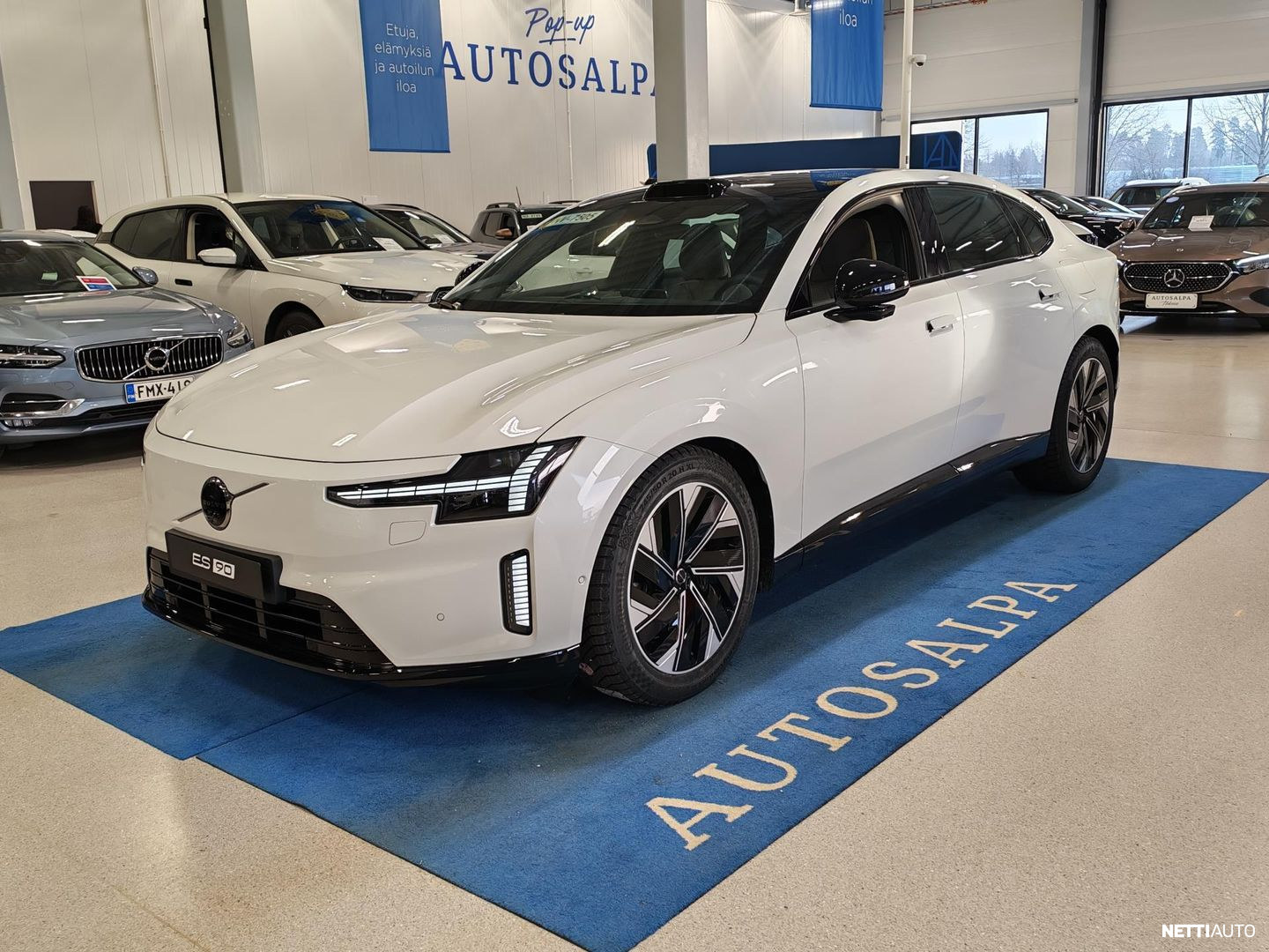 Volvo ES90