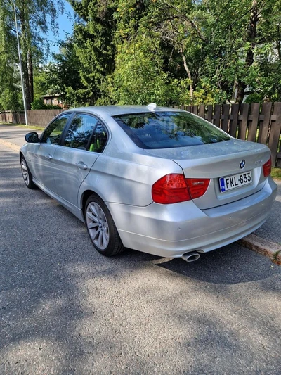 BMW 318 2012, kuva 3/10