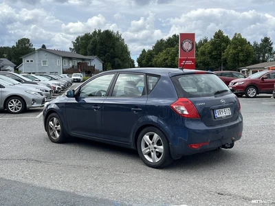 Kia Ceed 1,6 Active 5D A/T 2011, photo 3/10