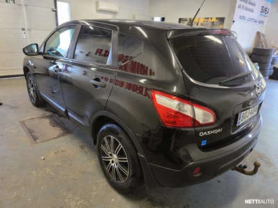 Nissan Qashqai 2010, photo 3/12