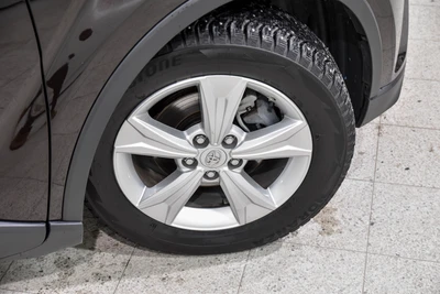 Toyota C-HR 1,8 Hybrid Active Edition 2019, kuva 6/10
