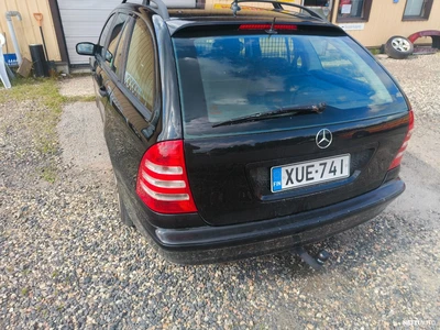 Mercedes-Benz C 2006, kuva 4/8