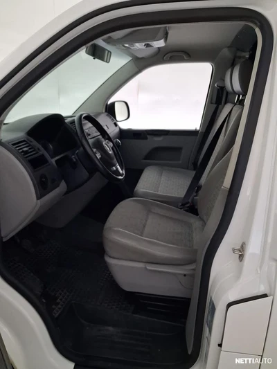 Volkswagen Transporter 2011, photo 7/29