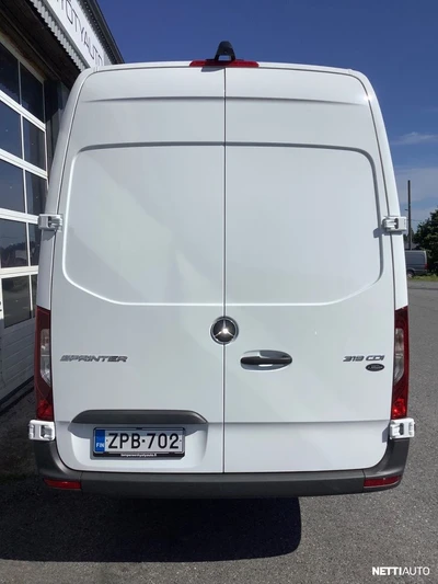 Mercedes-Benz Sprinter 2026, photo 7/26