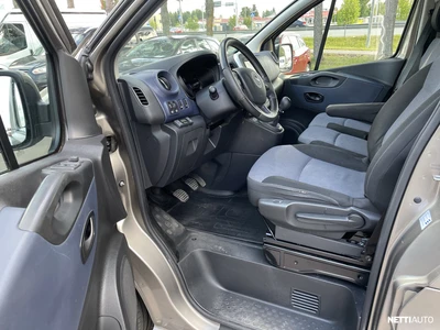Opel Vivaro 2015, kuva 7/10