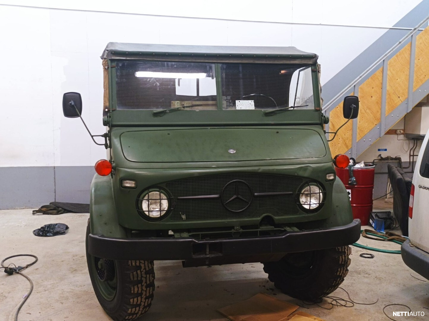 Mercedes-Benz X