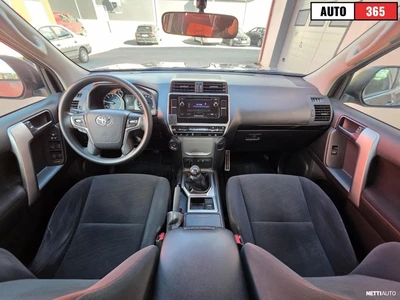 Toyota Land Cruiser 2018, photo 6/21