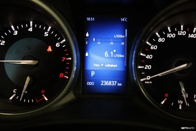 Toyota Avensis 2017, kuva 5/7