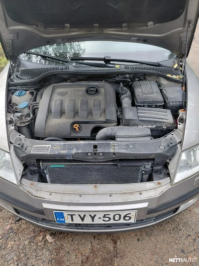 Skoda Octavia 1,9 TDI Elegance 2008, photo 2/7