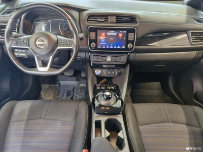 Nissan Leaf 2022, photo 5/17