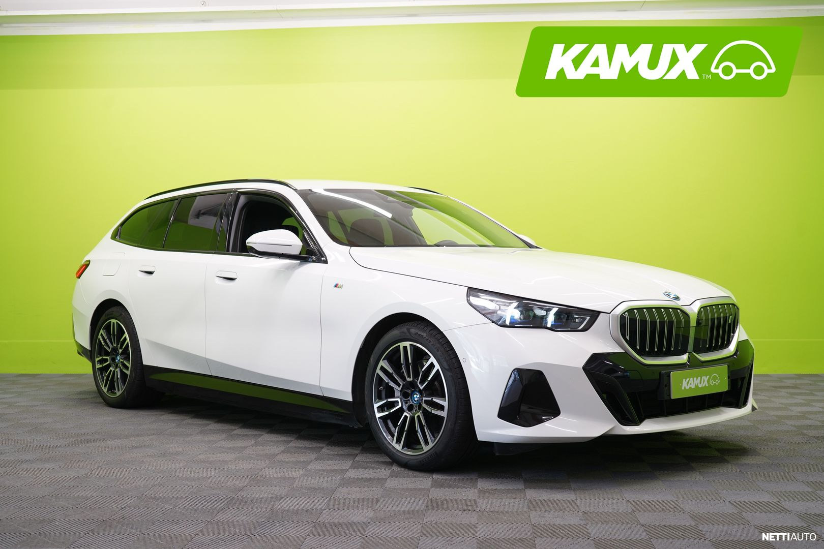 BMW i5