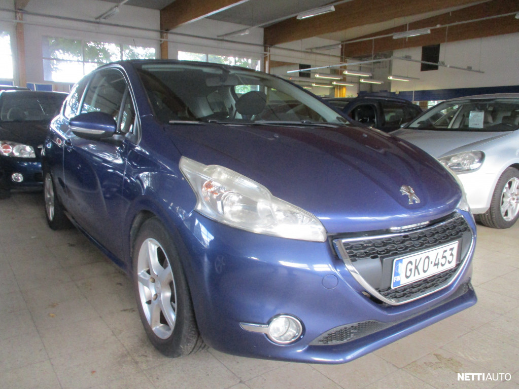 Peugeot 208