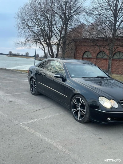 Mercedes-Benz CLK 320 2002, photo 3/11