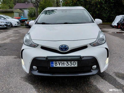 Toyota Prius+ 2018, photo 2/9