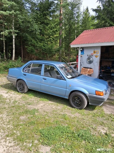 Nissan Sunny Nissan synny 1,3 1987, kuva 3/6