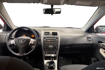 Toyota Corolla 2011, photo 7/18