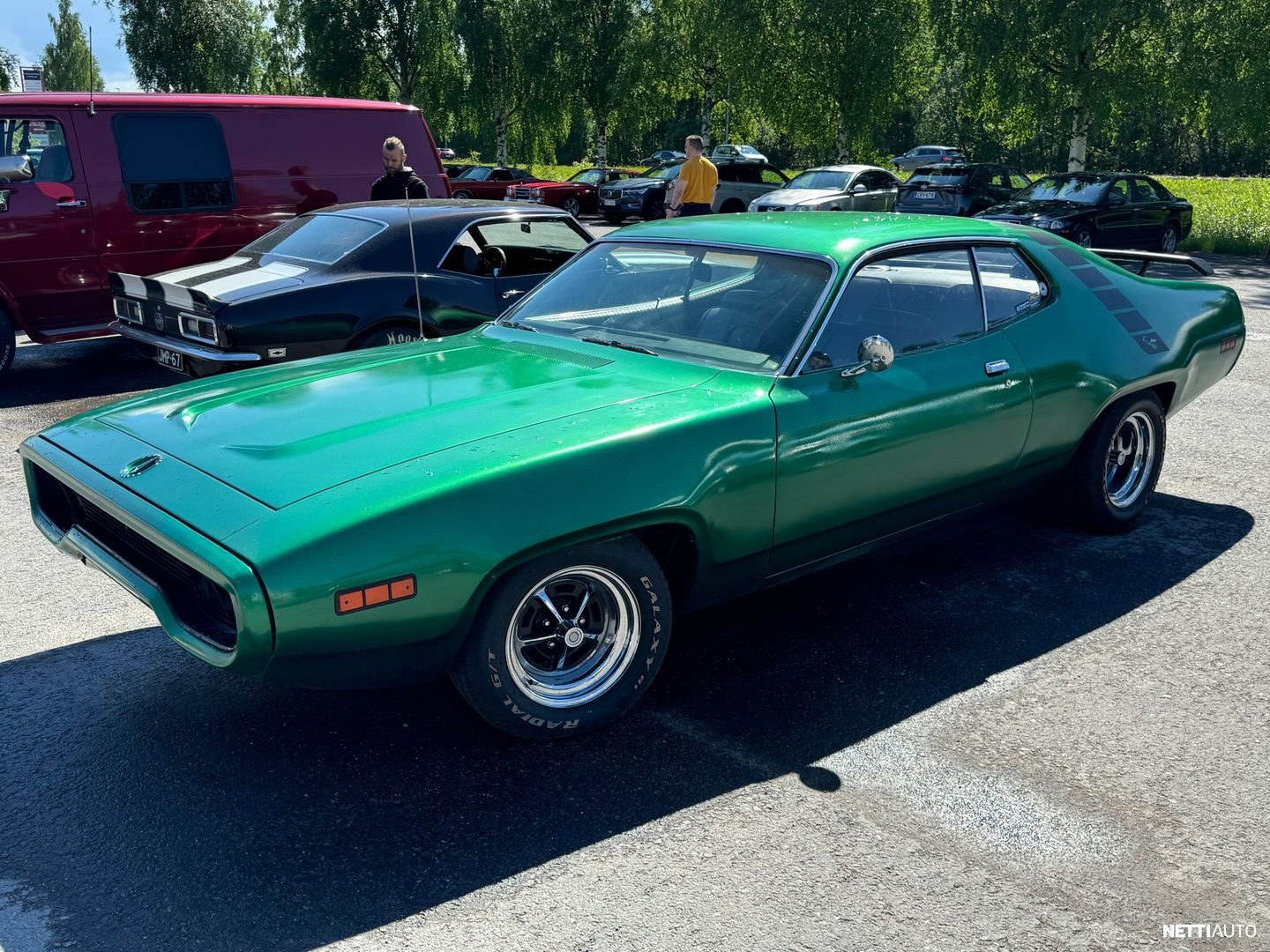 Plymouth Satellite
