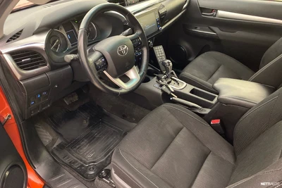 Toyota Hilux 2021, photo 6/16