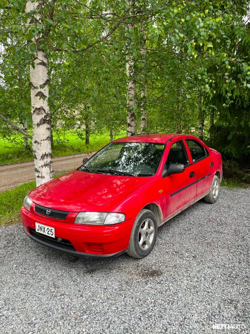 Mazda 323