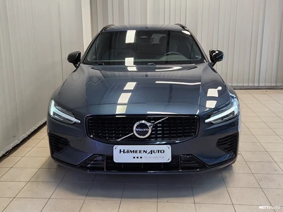 Volvo V60 2024, photo 3/22