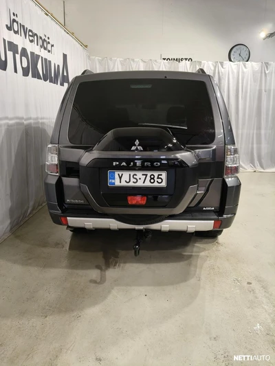 Mitsubishi Pajero 2015, photo 4/14