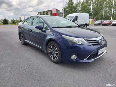 Toyota Avensis 2012, kuva 1/10