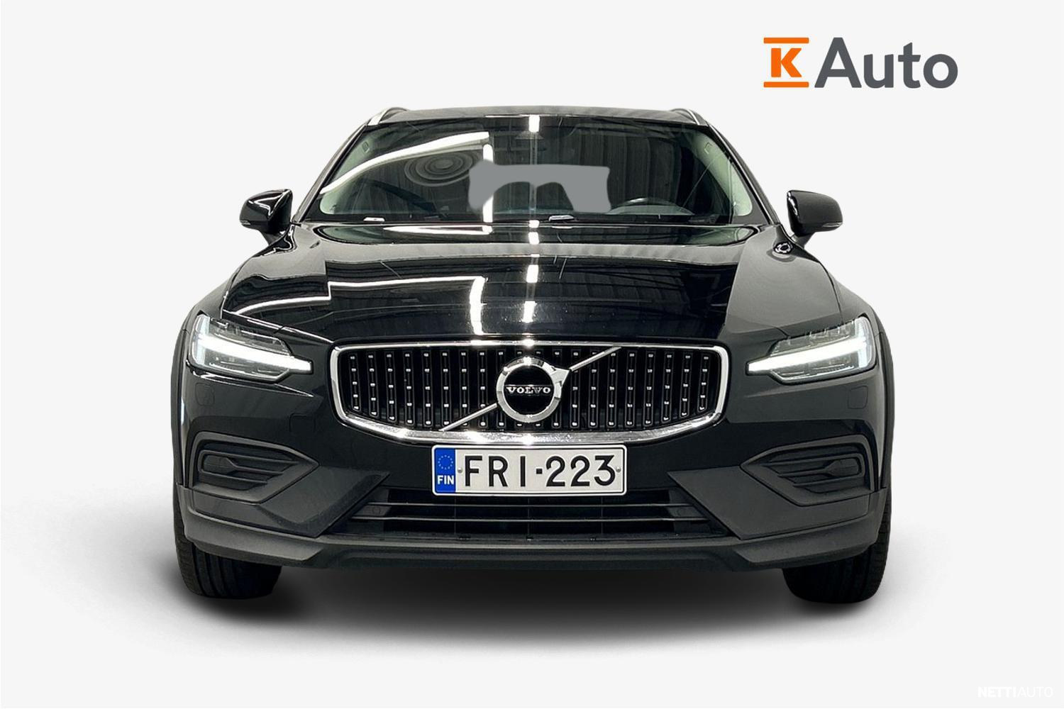 Volvo V60 Cross Country 2019, photo 4/25