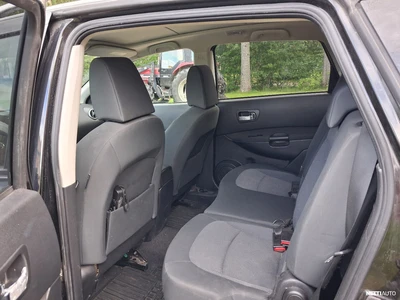 Nissan Qashqai+2 2009, kuva 6/11