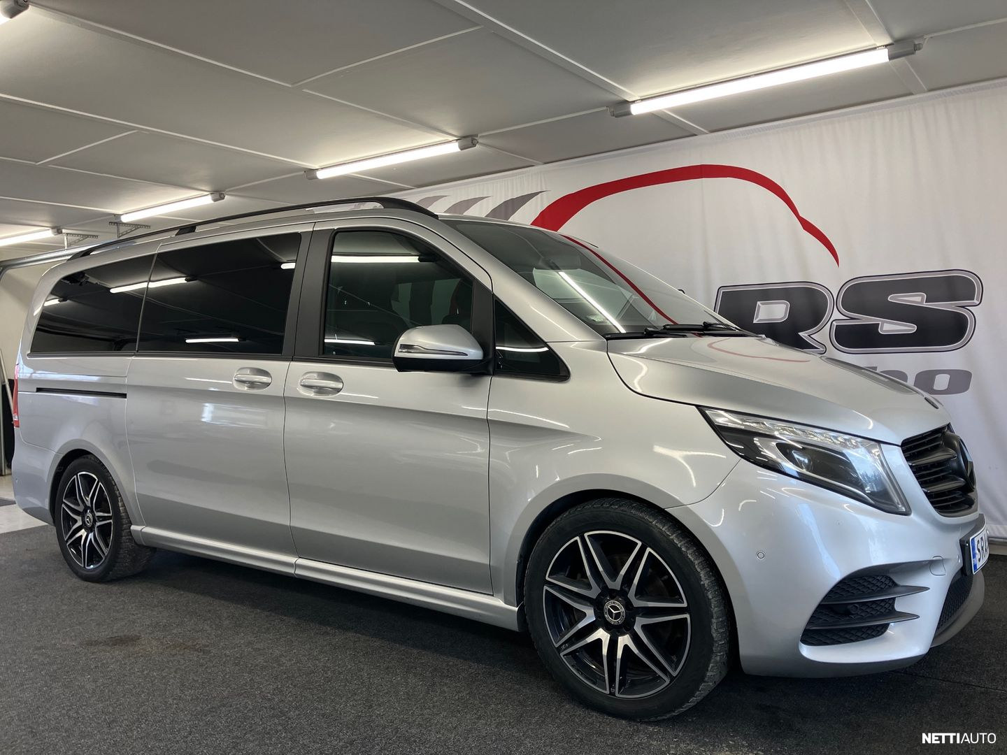 Mercedes-Benz V