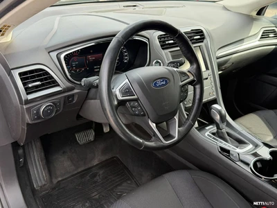 Ford Mondeo 2015, photo 7/16