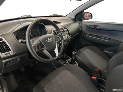 Hyundai i20 2013, photo 7/24