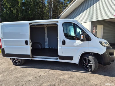 Peugeot Boxer 2.0 335 L2H1 BlueHDi 130hv 2019, photo 5/20