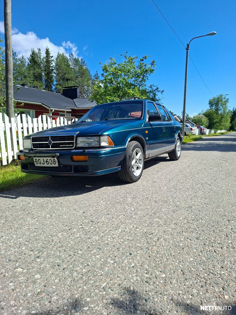 Chrysler Saratoga