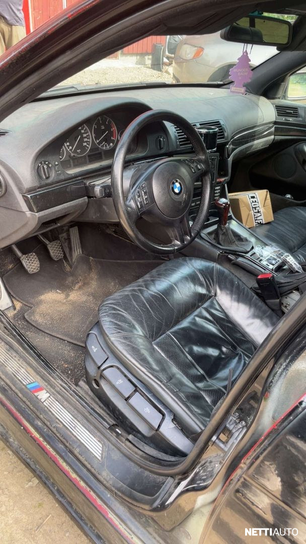BMW 530
