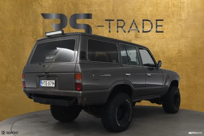 Toyota Land Cruiser 1987, kuva 4/10
