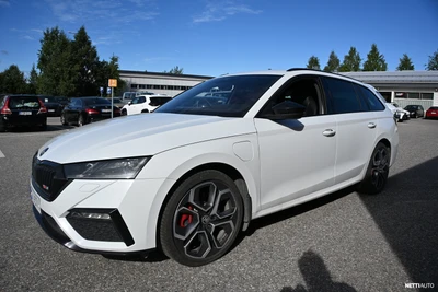 Skoda Octavia 2022, kuva 2/10