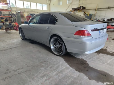 BMW 745 2002, photo 6/12