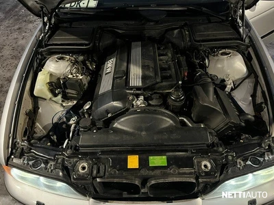BMW 525 2002, kuva 7/8