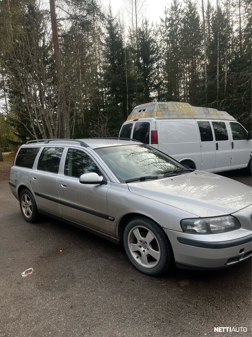 Volvo V70