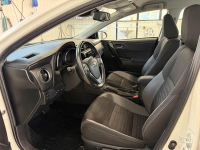 Toyota Auris 2018, photo 6/10