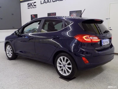 Ford Fiesta 2017, photo 2/15