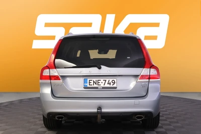 Volvo V70 2015, photo 7/36
