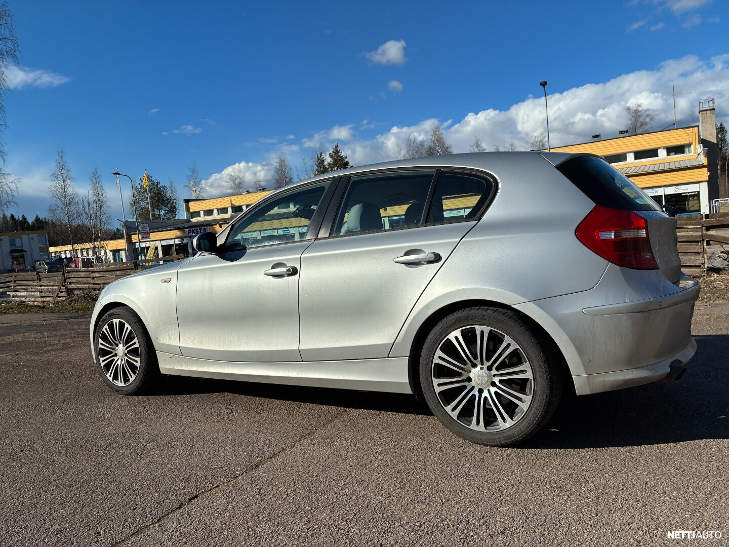 BMW 120
