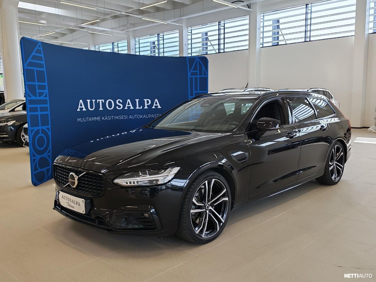 Volvo V90