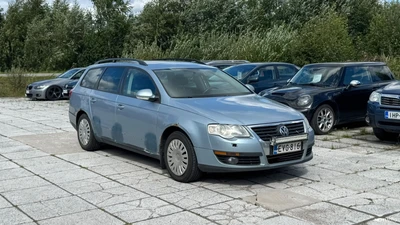 Volkswagen Passat 2009, photo 1/21